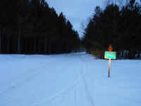 Houghton_Lake_Trail_02211407.JPG (461496 bytes)