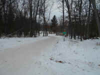 American_Oak-Resort_Trail_Jan202014_01.JPG (456829 bytes)