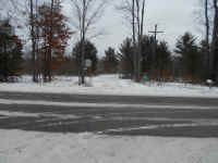 American_Oak-Resort_Trail_Jan202014_10.JPG (457971 bytes)