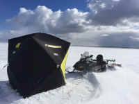 Ice Fish 5-1.jpg (92217 bytes)